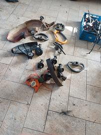 ricambi decespugliatore ottime ,sono circa 10 pezz