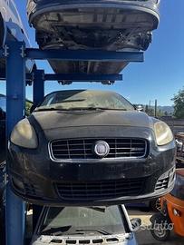 Ricambi muso portellone fiat croma