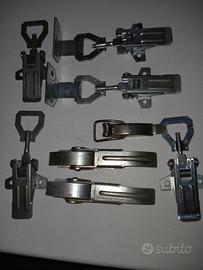 Ganci chiusure plance.