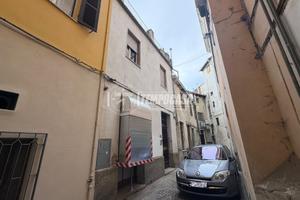 BILOCALE LOCATO CON CANTINA