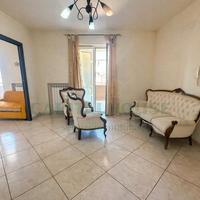 S2 Appartamento con box, zona Stadio