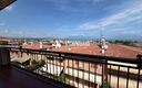 villa-a-schiera-con-vista-lago