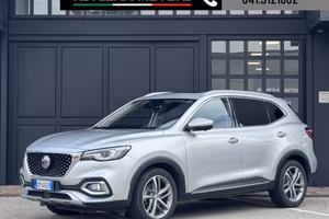 MG HS 1.5T-GDI AT Luxury