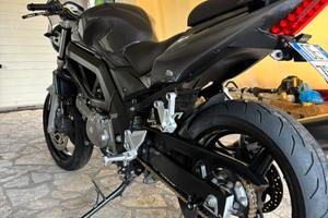 Suzuki sv650 - 2008 - 73 cv