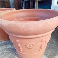 vaso in resina doppia  festonati.