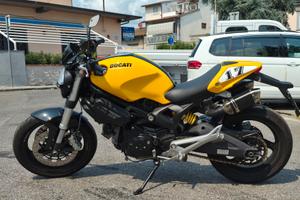 Ducati  696