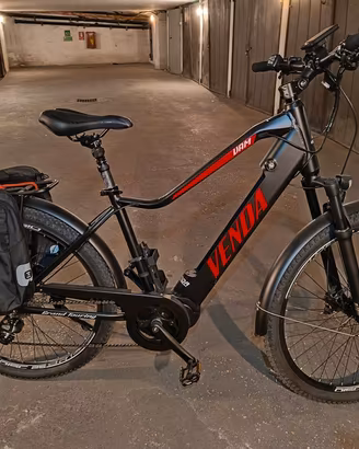 Bicicletta elettrica da città