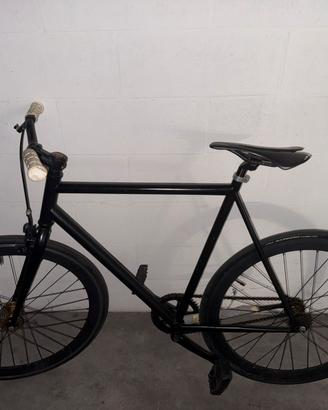 Bici scatto fisso