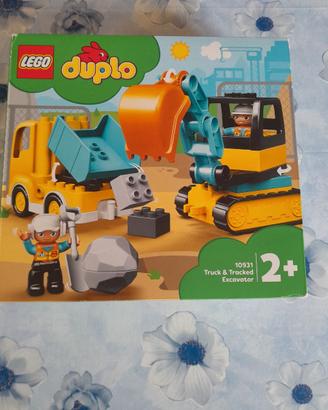 LEGO Duplo camion ed escavatore