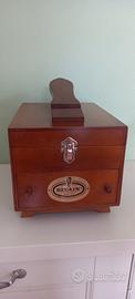 Cassetta lustrascarpe vintage Regain