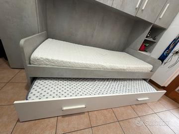 Letto singolo doppio con materassi