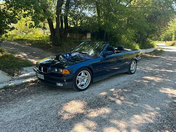 BMW 320i cabrio