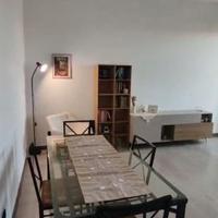 Tavolo in vetro e sedie