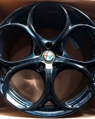 Cerchi in lega originali ALFA GIULIA 19 pollici
