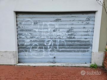 Garage, box per auto e moto, fondo a Ortomurano