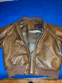 Giubbotto in pelle marrone stile bomber