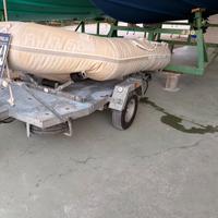 Carrello porta moto / porta gommone  moto d’acqua