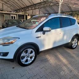 KUGA full optional 