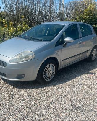 fiat grande punto neopatentati 