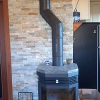 Stufa legna in pietra lavica