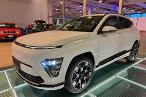 HYUNDAI Kona EV 64.8 KWh Exclusive + Pompa di Ca