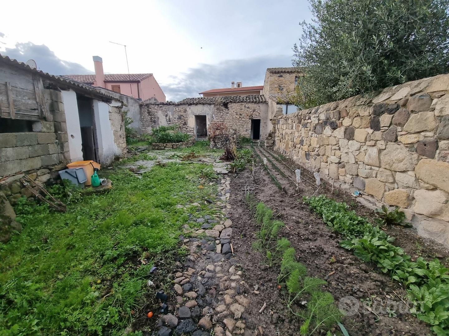 Terreno con Rudere da ristrutturare - Vista 3