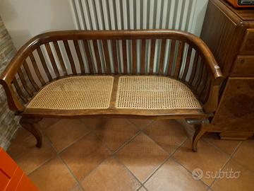 panchina in paglia di Vienna 