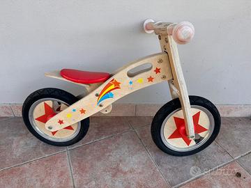 Bici in legno