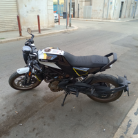 Husqvarna Vitpilen 401 naked Monster Hornet cafè