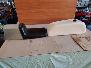 Serbatoio/sella  moto  vetroresina