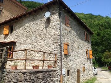 Intera casa nel cuore dell'appennino