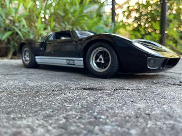 Ford GT 40 black scala 1/18