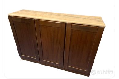 Mobile per bagno con ripiano in marmo