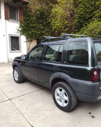 LAND ROVER FRRELANDER