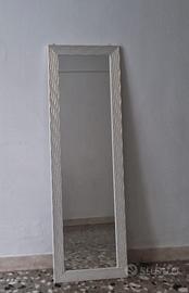 Specchiera moderna 