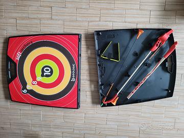 Gioco con frecce e bersaglio