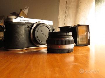 Panasonic LUMIX DMC-GX7 Silver + Panasonic Lumix G