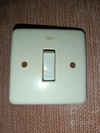 Deviatore 230V vintage Veto 