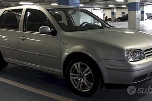 Golf IV 1.6 16v 105cv