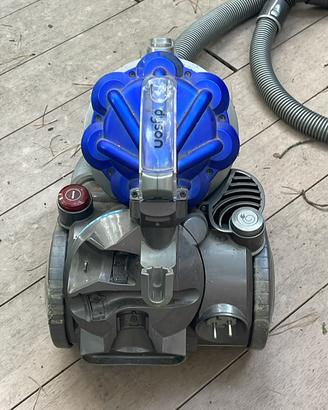 Dyson aspirapolvere a traino, funzionante, usato
