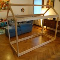 Letto a capanna montessoriano per bambini