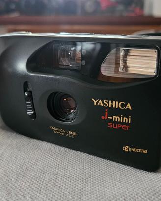 Fotocamera Yashica