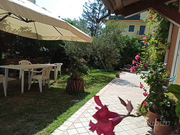 SOLE MARE TRILOCALE fra famiglie a 180m dalla sp