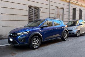 Dacia Sandero Stepway automatica 2023 – 11.500 km