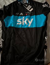 Kit abbigliamento per ciclista