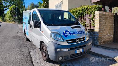 Opel Vivaro 9 posti