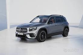 Musata completa e ricambi vari MERCEDES GLB 2023