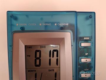 Orologio MULTIFUNZIONE da parete/tavolo a batteria