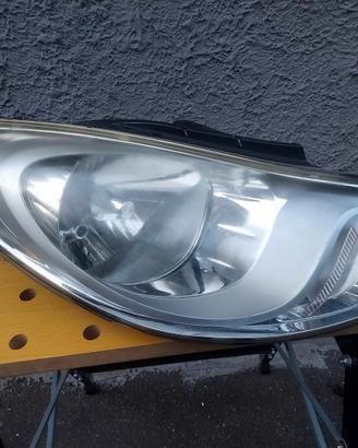 faro destro hyunday i10 del 2011