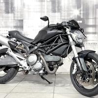 Ducati Monster 696
